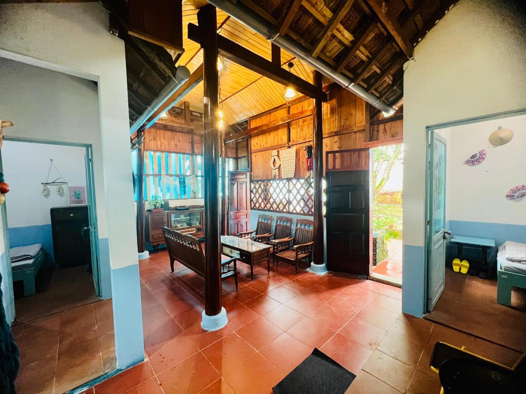 Vietnam Phuot Real Home Kon Tum Room photo